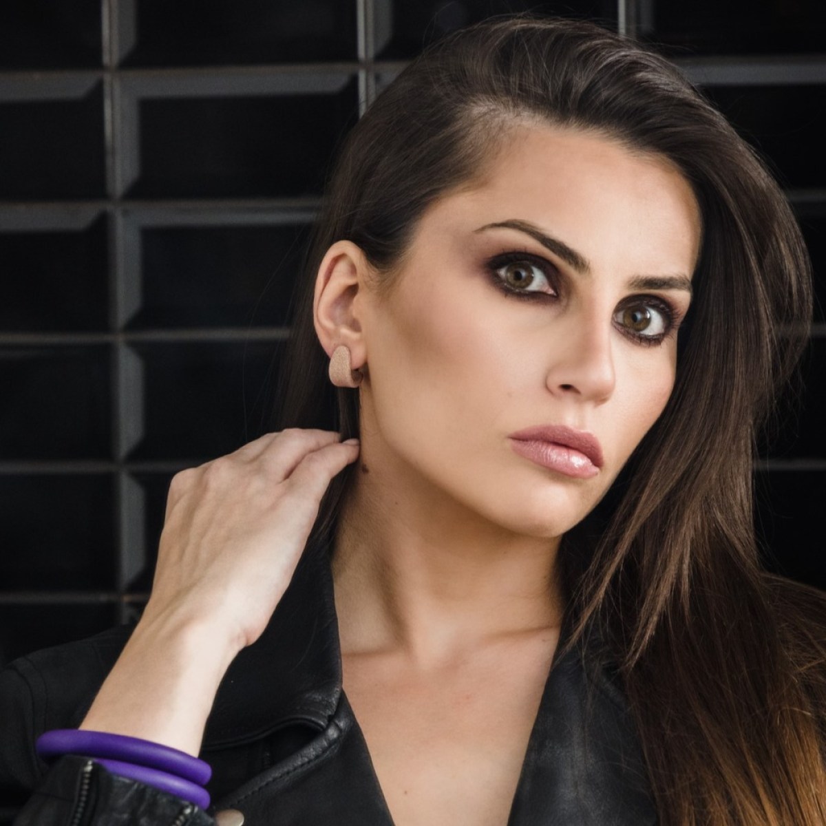 HANA ROSE GOLD METAL8